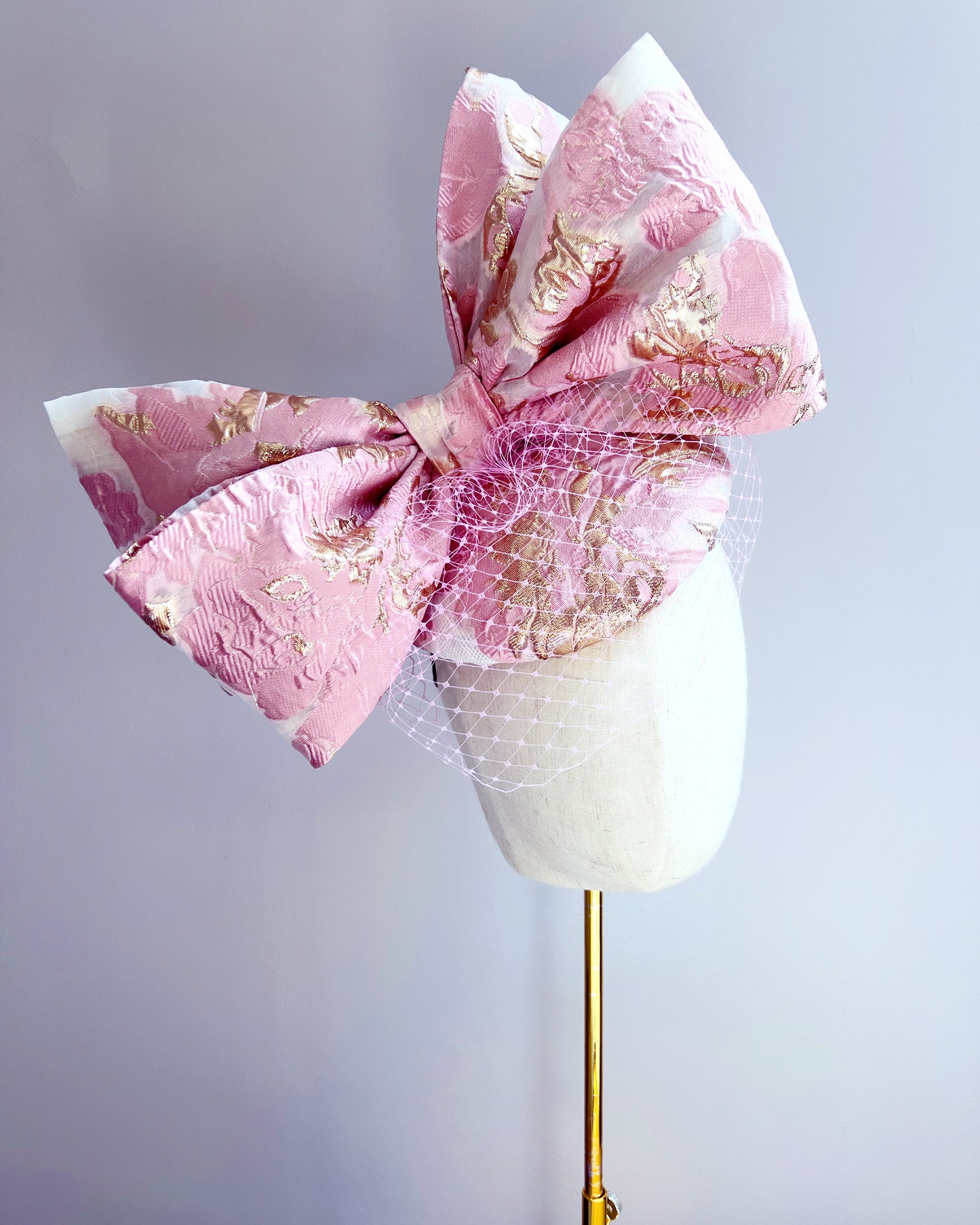 Round Headpiece with Large Double Bow
