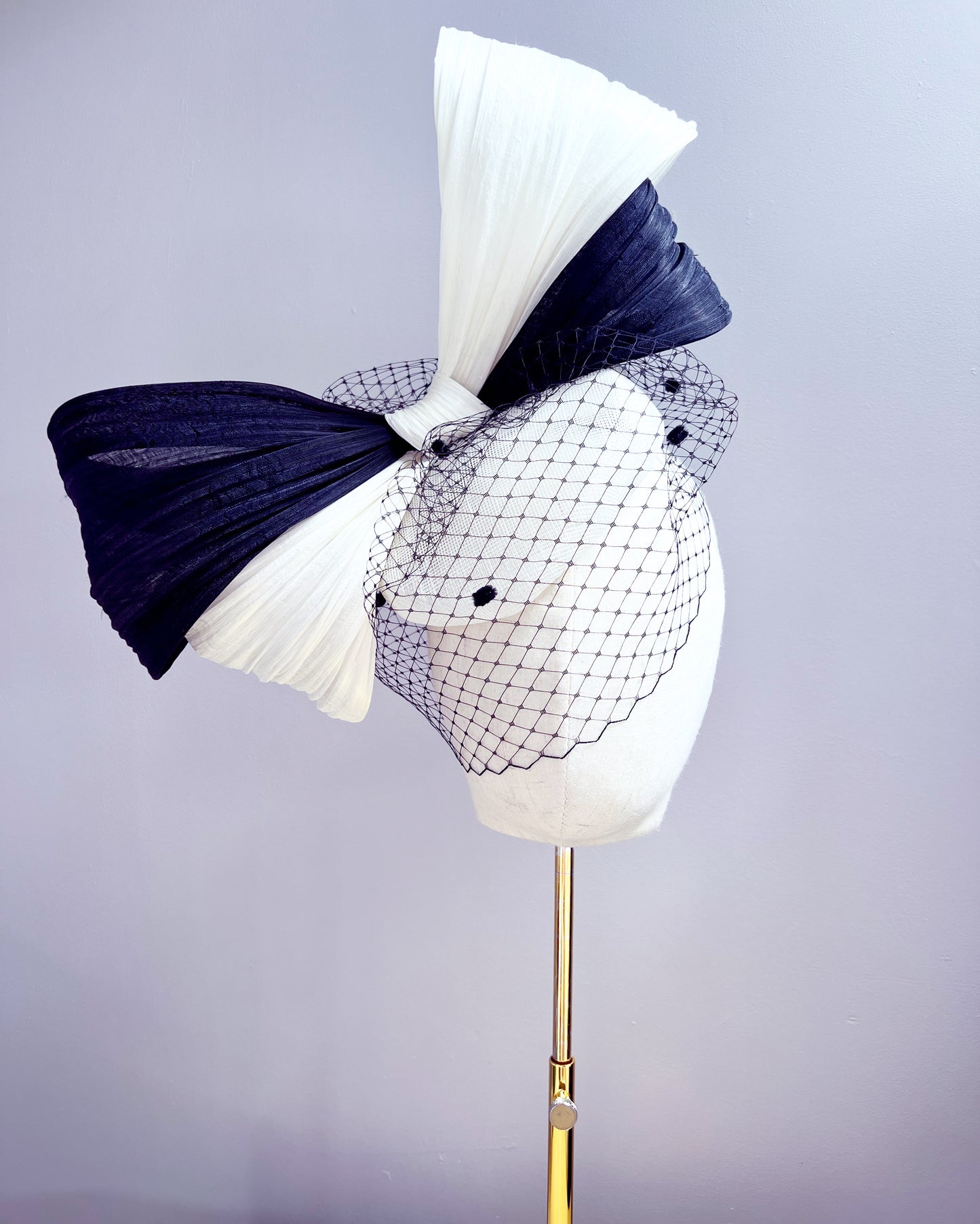 Fascinator with Double Bow and Veiling