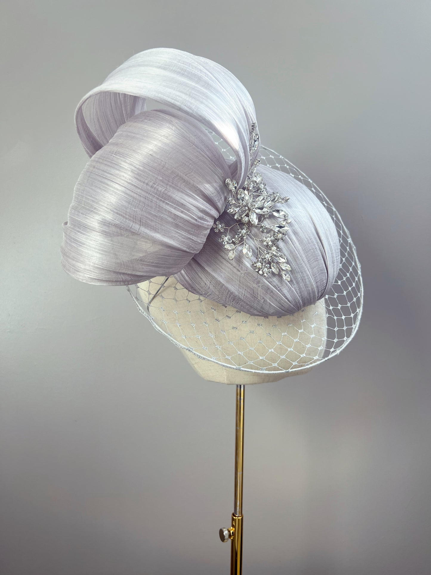 Round Silk Abaca Fascinator