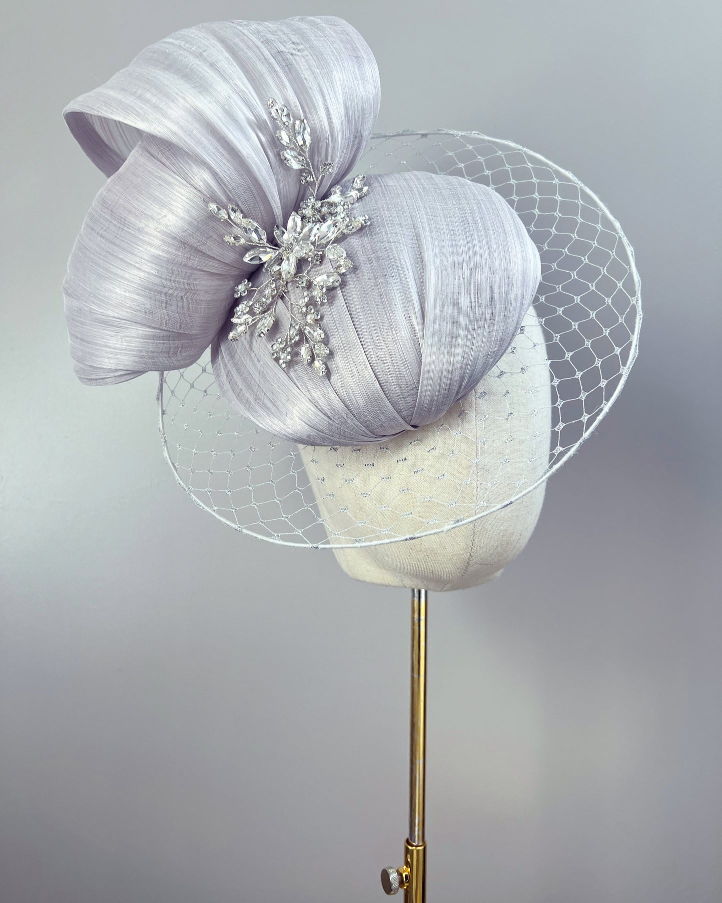 Round Silk Abaca Fascinator