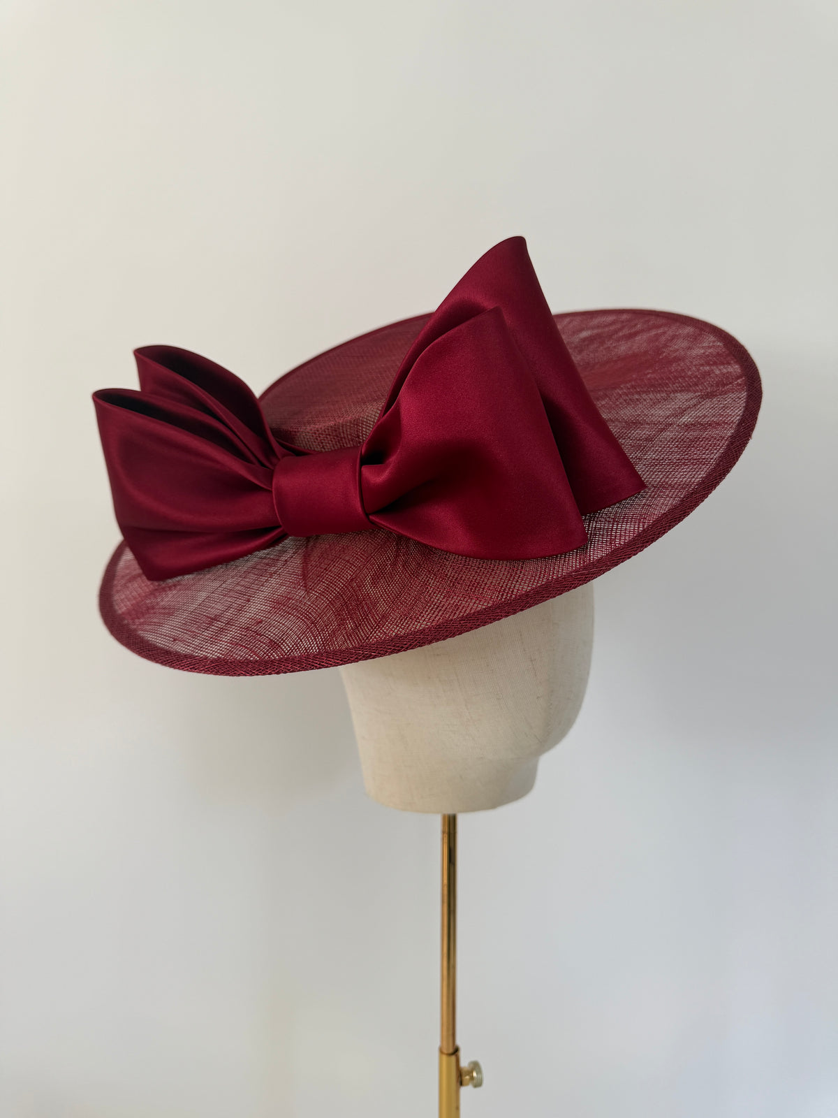 Burgundy Boater with Gloves
