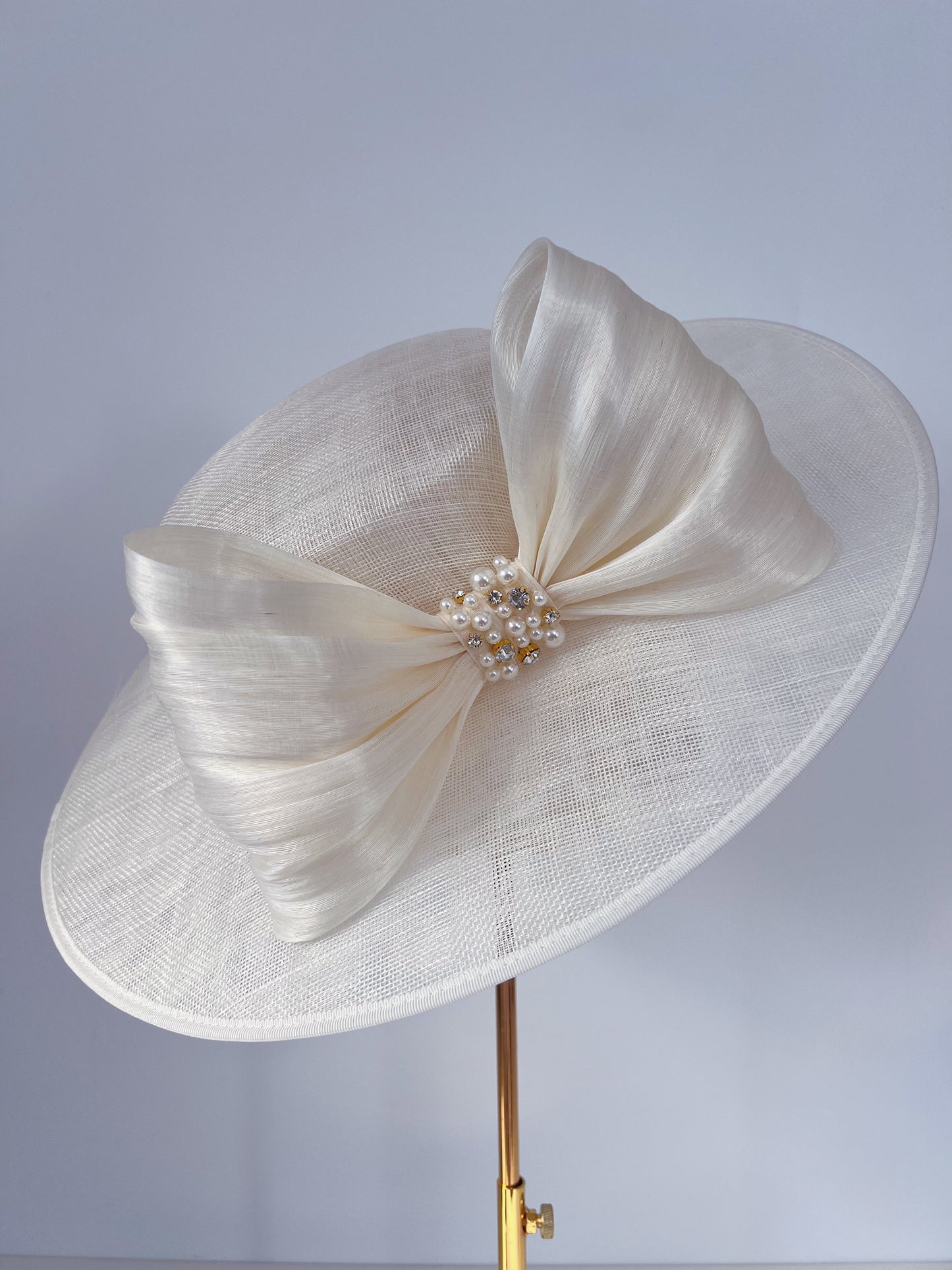 Boater with Bow in Ivory