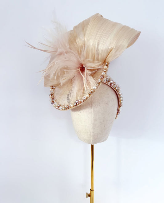 Fascinator with Silk Abaca, Feathers and Beads in Natural